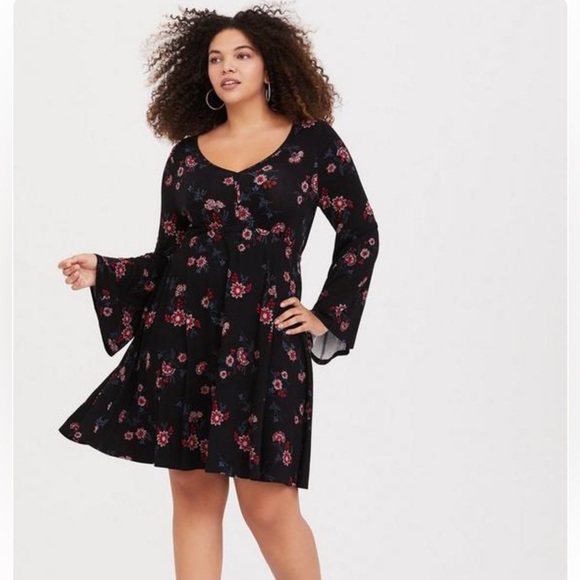 NWT Torrid Long Sleeve Mini Jersey Skater Dress - Picture 2 of 8